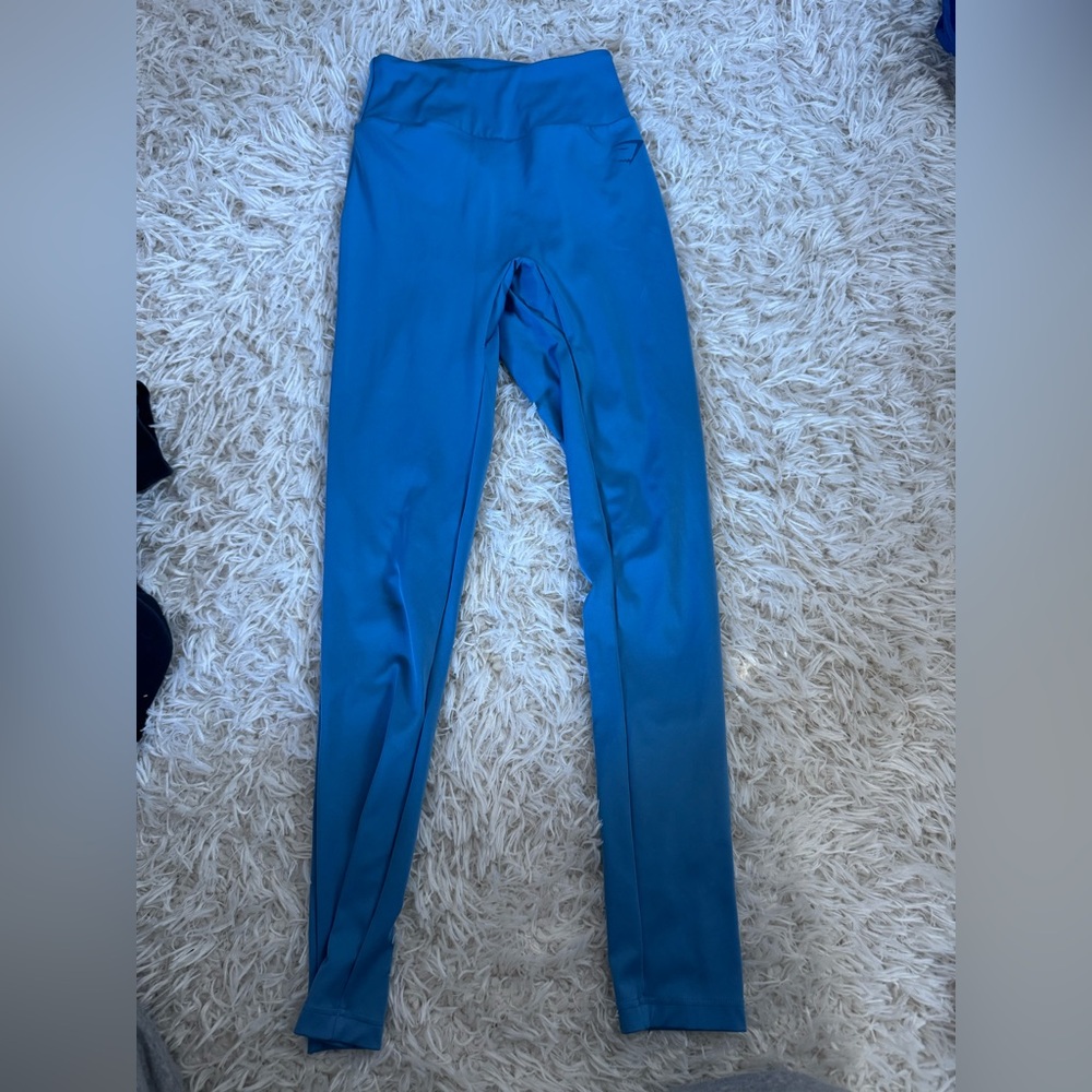 Gymshark Size Small Butt Scrunch Leggings